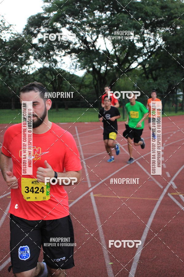 Buy your photos of the eventSantander Track & Field Run Series - Shopping Tambor on Fotop