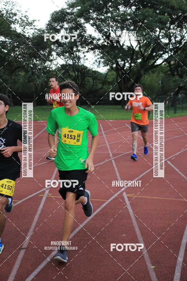 Buy your photos of the eventSantander Track & Field Run Series - Shopping Tambor on Fotop