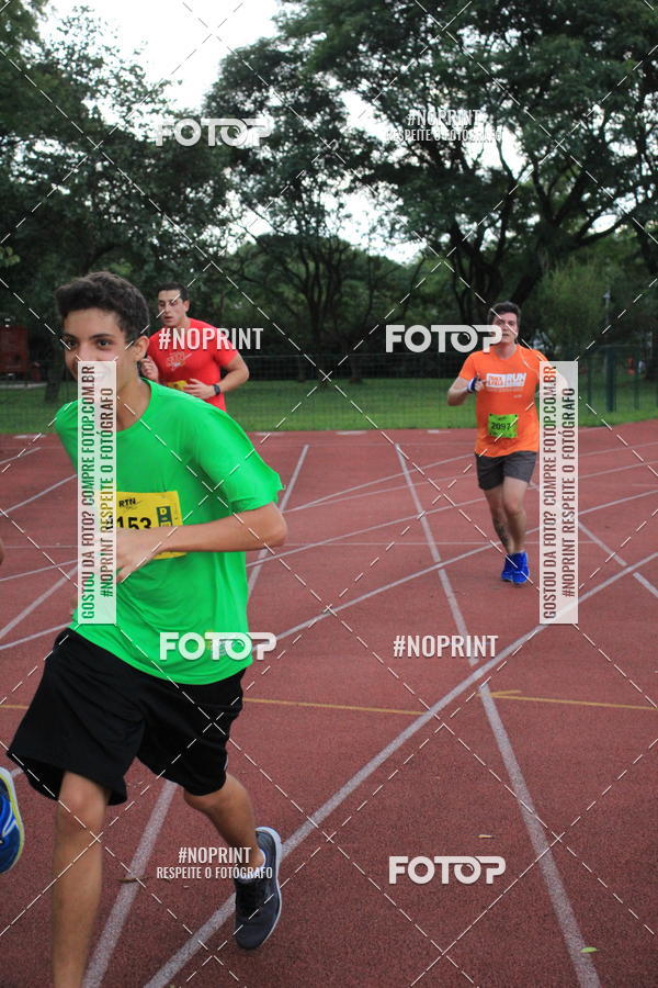 Buy your photos of the eventSantander Track & Field Run Series - Shopping Tambor on Fotop