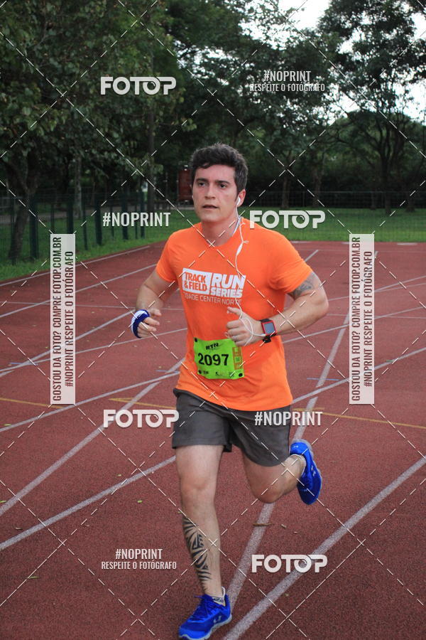 Buy your photos of the eventSantander Track & Field Run Series - Shopping Tambor on Fotop
