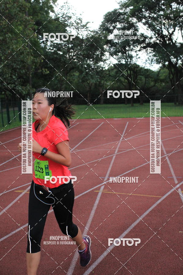 Buy your photos of the eventSantander Track & Field Run Series - Shopping Tambor on Fotop