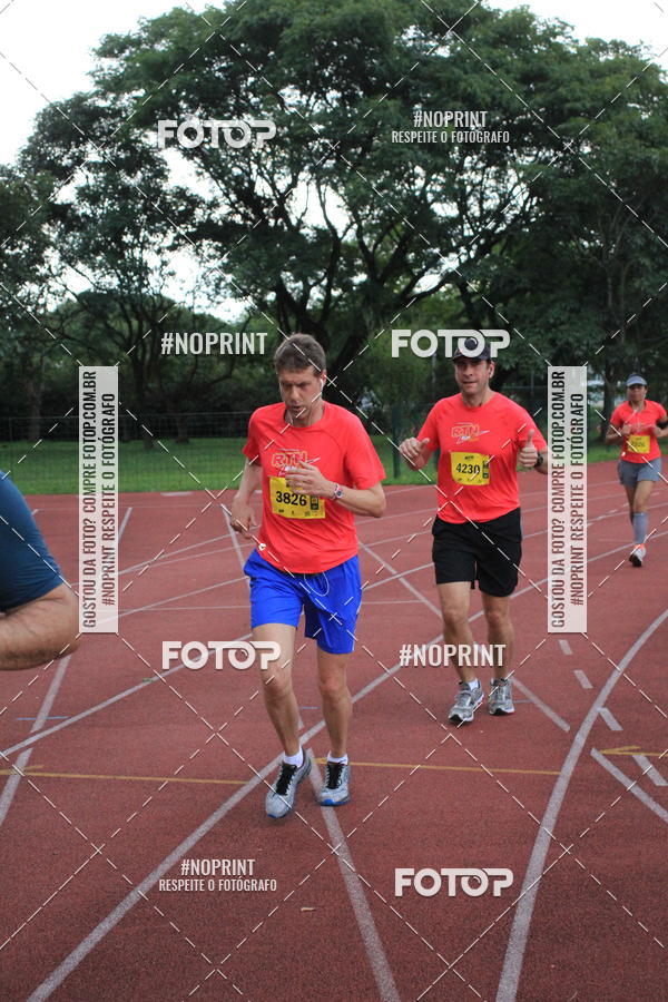 Buy your photos of the eventSantander Track & Field Run Series - Shopping Tambor on Fotop