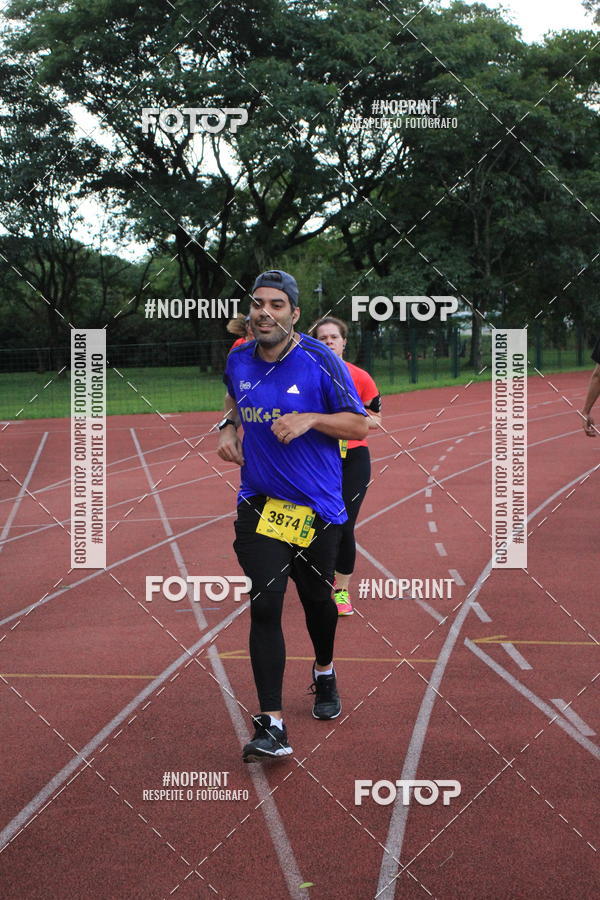 Buy your photos of the eventSantander Track & Field Run Series - Shopping Tambor on Fotop