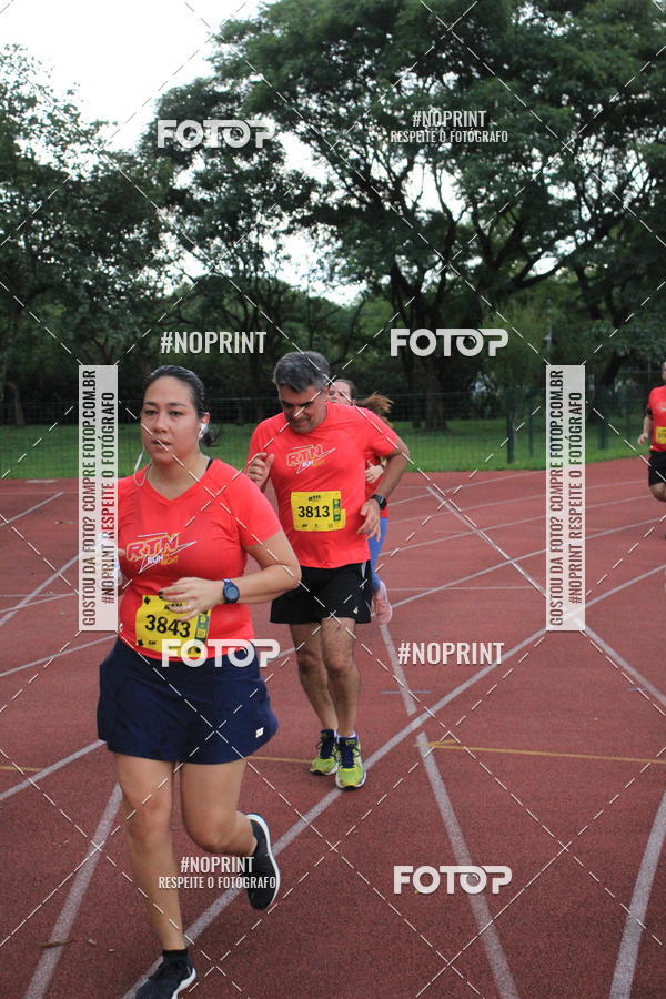 Buy your photos of the eventSantander Track & Field Run Series - Shopping Tambor on Fotop