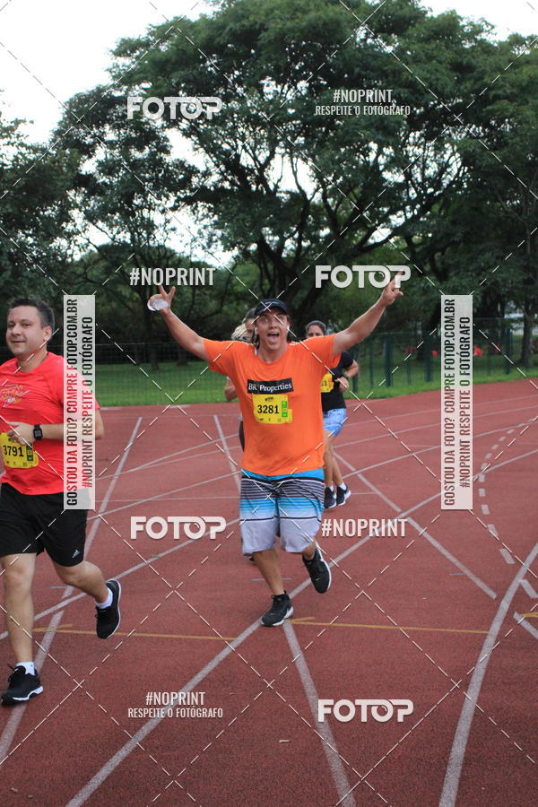 Buy your photos of the eventSantander Track & Field Run Series - Shopping Tambor on Fotop