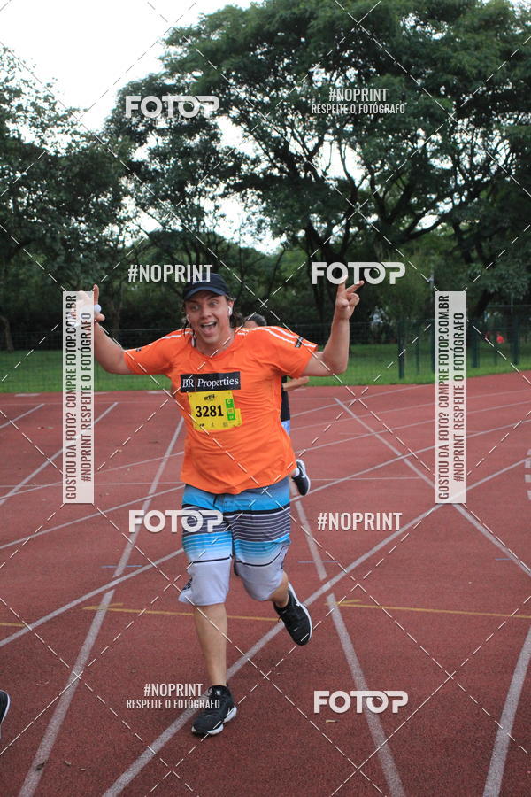 Buy your photos of the eventSantander Track & Field Run Series - Shopping Tambor on Fotop