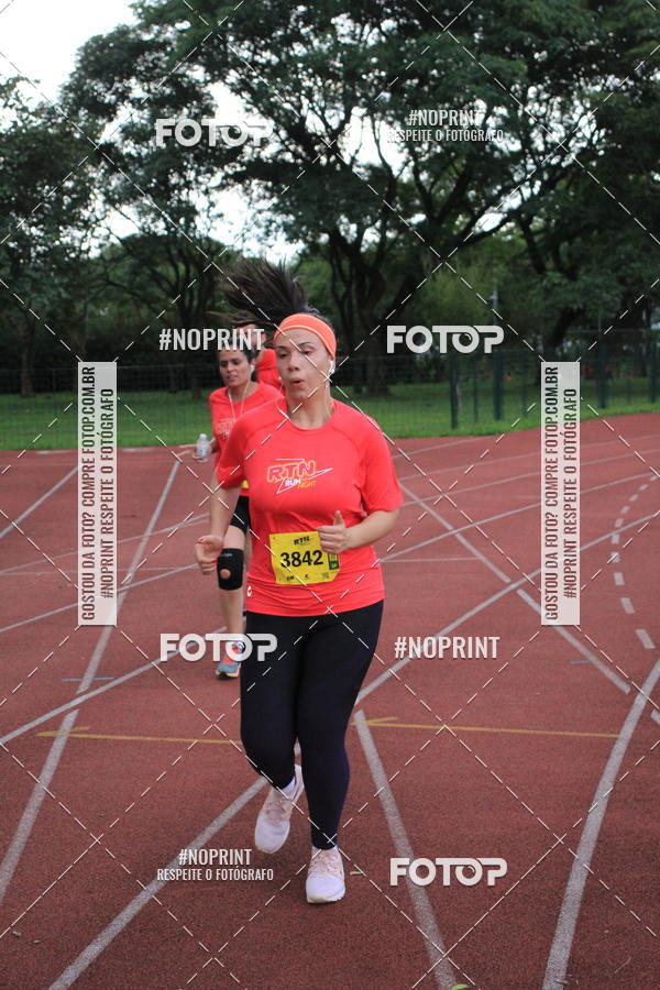 Buy your photos of the eventSantander Track & Field Run Series - Shopping Tambor on Fotop