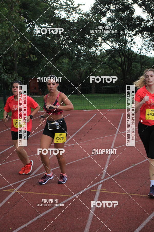 Buy your photos of the eventSantander Track & Field Run Series - Shopping Tambor on Fotop
