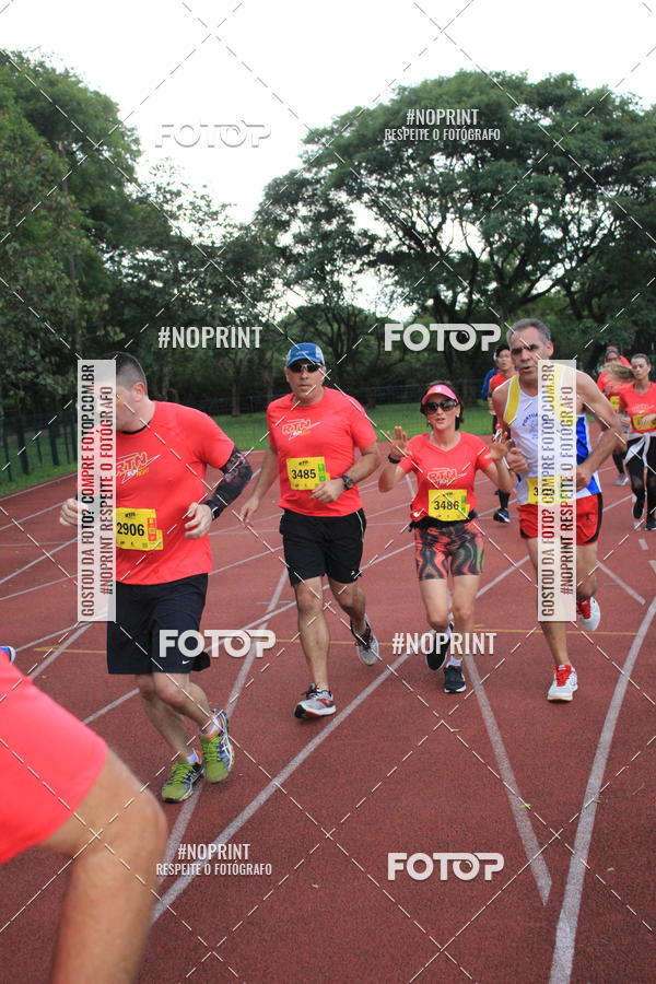 Buy your photos of the eventSantander Track & Field Run Series - Shopping Tambor on Fotop