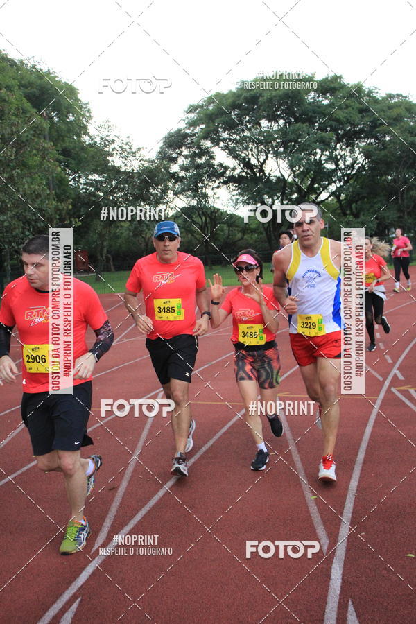 Buy your photos of the eventSantander Track & Field Run Series - Shopping Tambor on Fotop