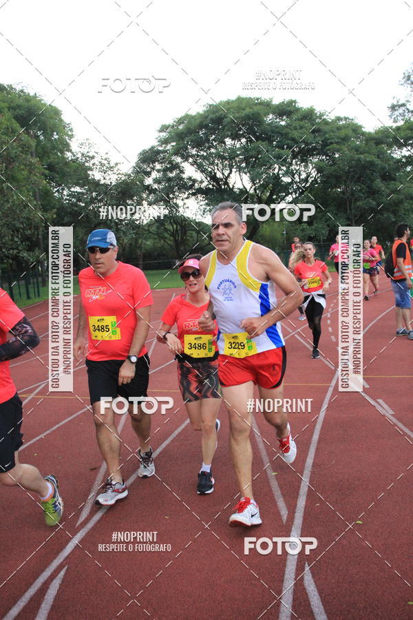 Buy your photos of the eventSantander Track & Field Run Series - Shopping Tambor on Fotop