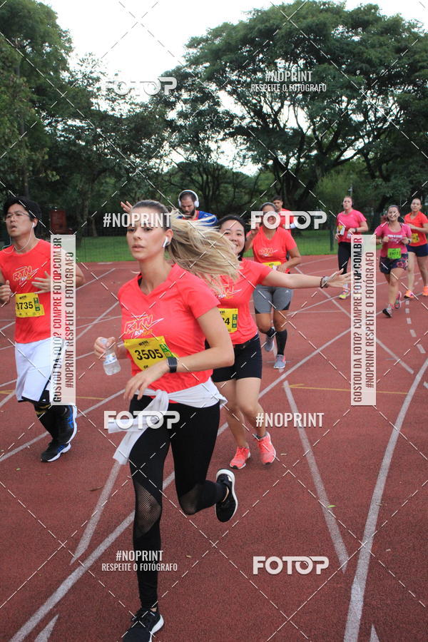 Buy your photos of the eventSantander Track & Field Run Series - Shopping Tambor on Fotop