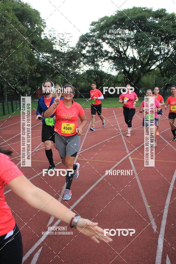 Buy your photos of the eventSantander Track & Field Run Series - Shopping Tambor on Fotop
