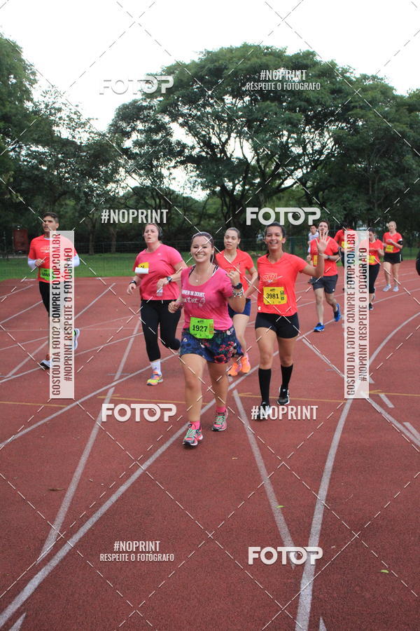Buy your photos of the eventSantander Track & Field Run Series - Shopping Tambor on Fotop