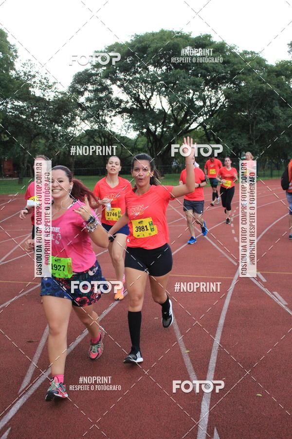 Buy your photos of the eventSantander Track & Field Run Series - Shopping Tambor on Fotop