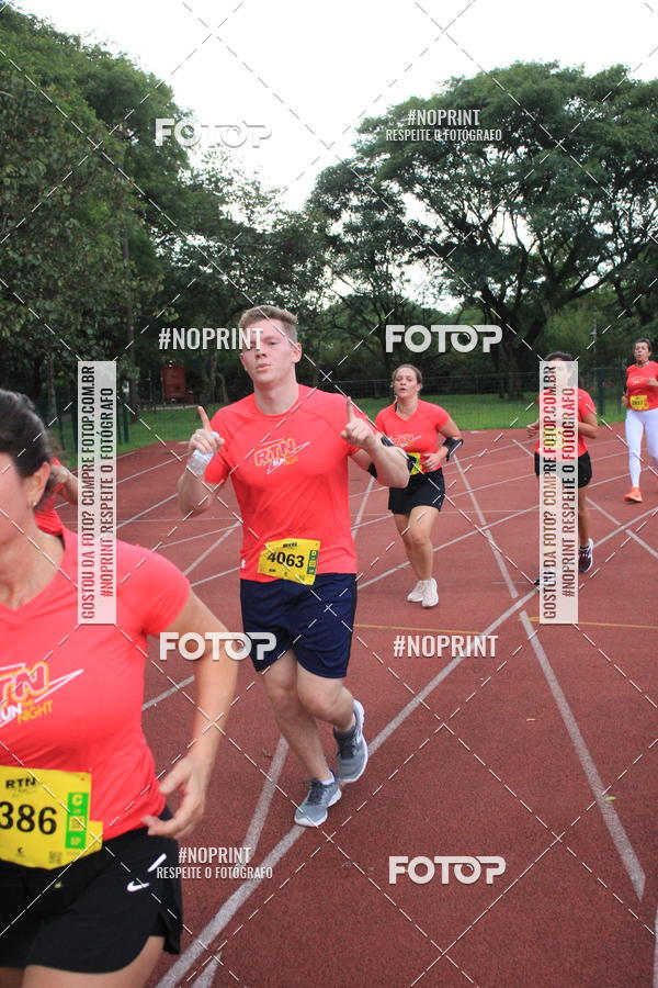 Buy your photos of the eventSantander Track & Field Run Series - Shopping Tambor on Fotop