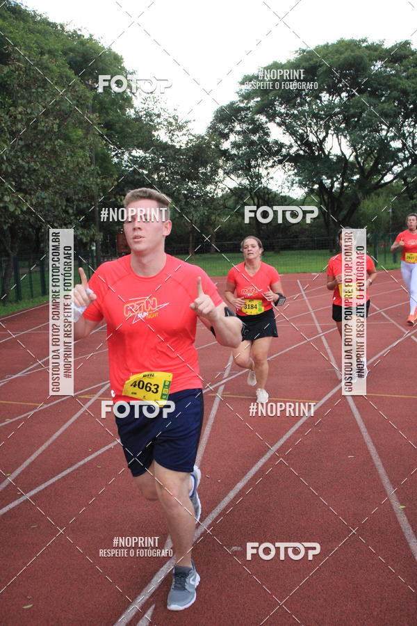 Buy your photos of the eventSantander Track & Field Run Series - Shopping Tambor on Fotop
