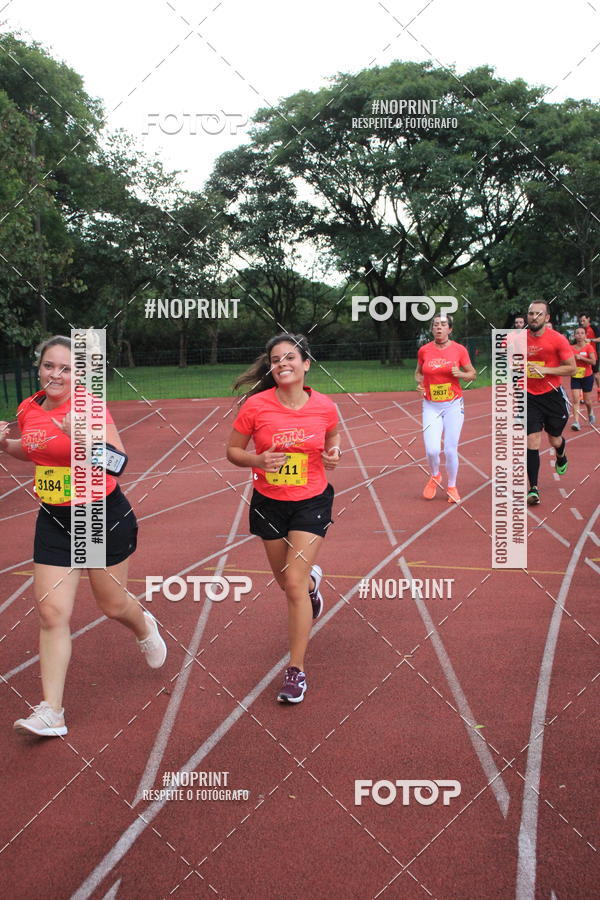 Buy your photos of the eventSantander Track & Field Run Series - Shopping Tambor on Fotop
