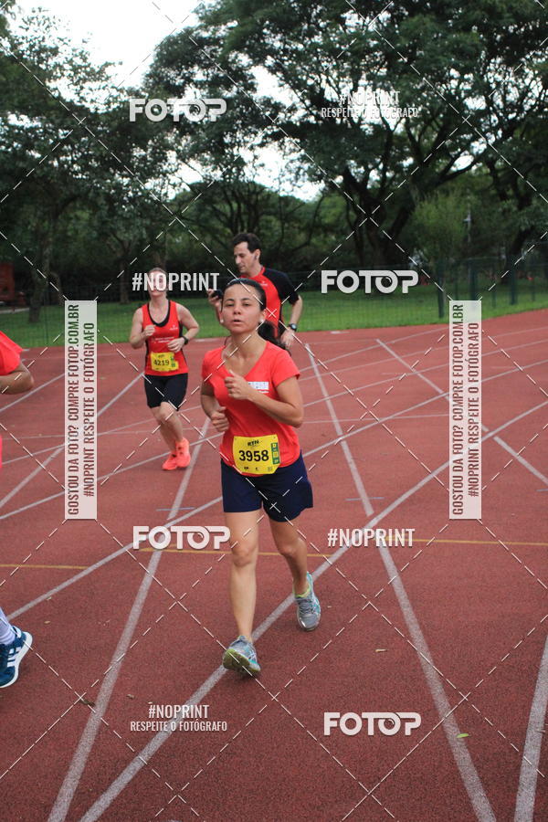 Buy your photos of the eventSantander Track & Field Run Series - Shopping Tambor on Fotop