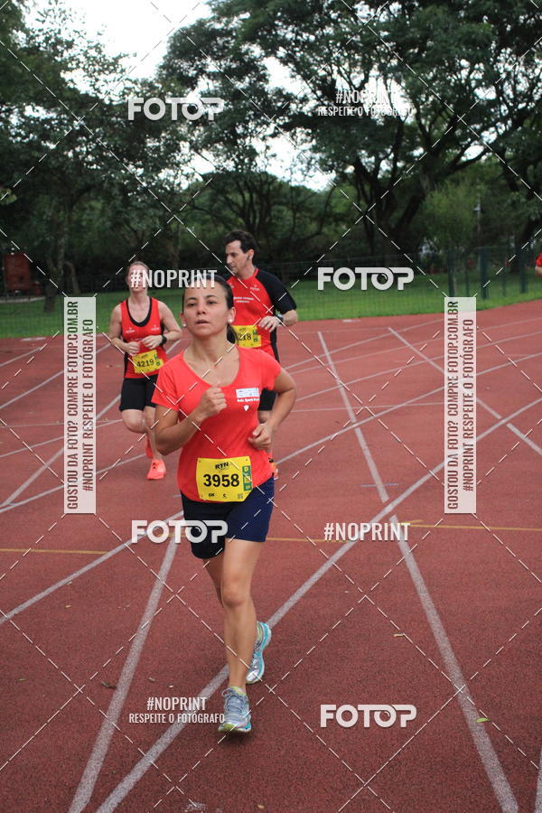 Buy your photos of the eventSantander Track & Field Run Series - Shopping Tambor on Fotop