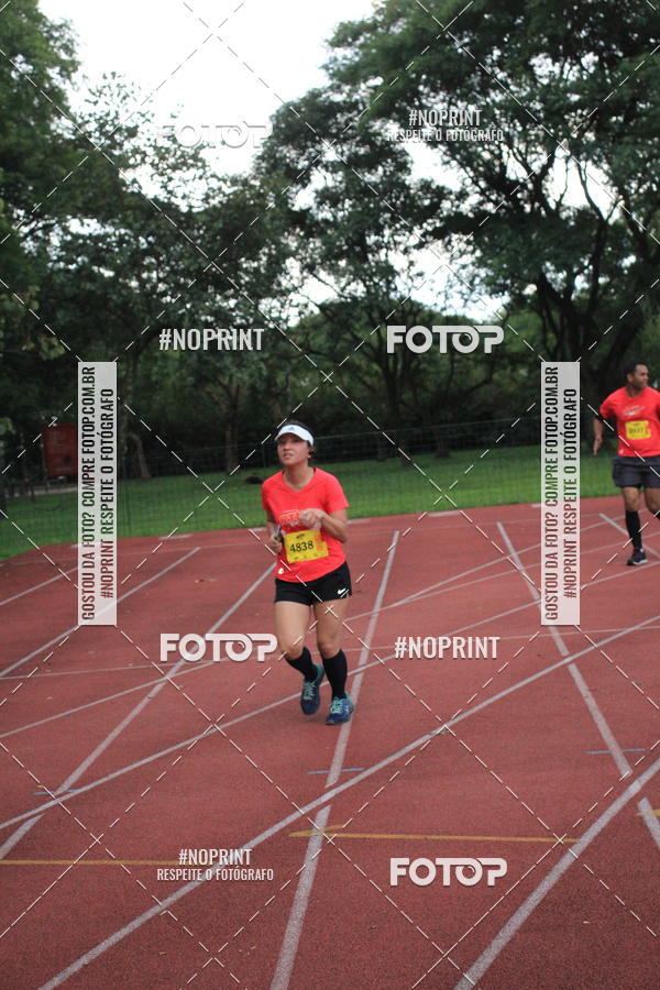 Buy your photos of the eventSantander Track & Field Run Series - Shopping Tambor on Fotop
