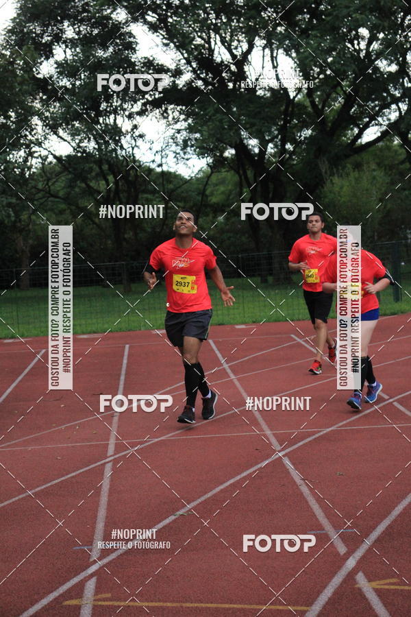 Buy your photos of the eventSantander Track & Field Run Series - Shopping Tambor on Fotop