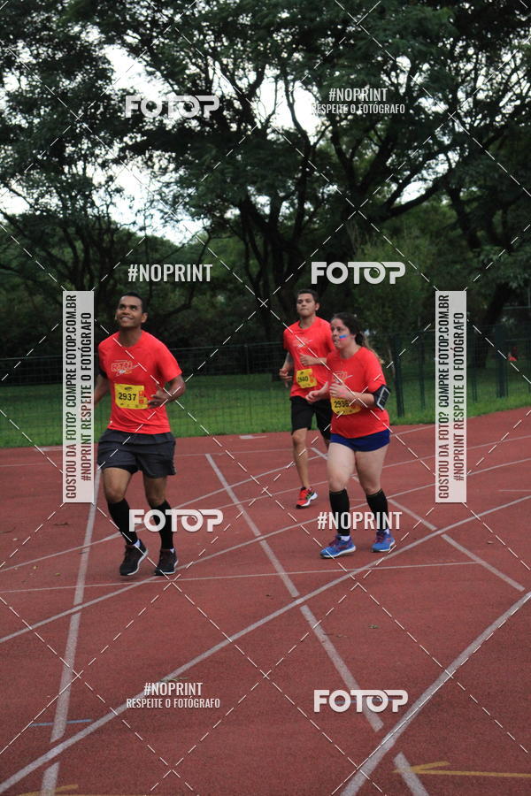 Buy your photos of the eventSantander Track & Field Run Series - Shopping Tambor on Fotop