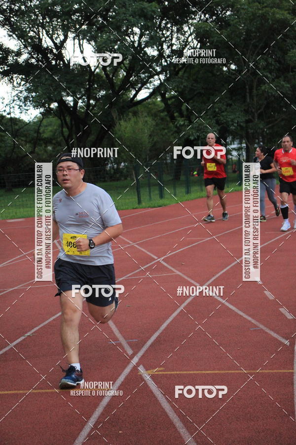 Buy your photos of the eventSantander Track & Field Run Series - Shopping Tambor on Fotop