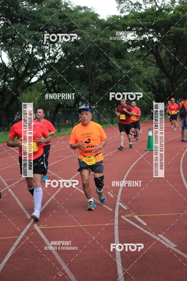Buy your photos of the eventSantander Track & Field Run Series - Shopping Tambor on Fotop