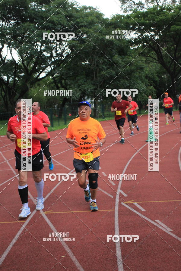 Buy your photos of the eventSantander Track & Field Run Series - Shopping Tambor on Fotop
