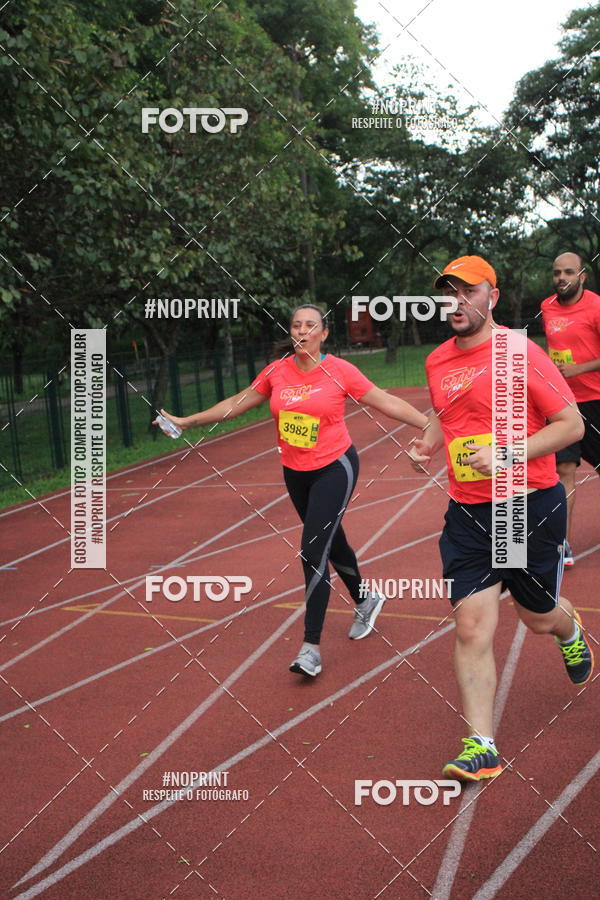 Buy your photos of the eventSantander Track & Field Run Series - Shopping Tambor on Fotop