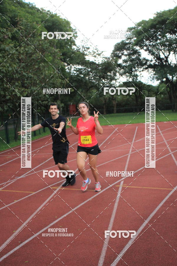 Buy your photos of the eventSantander Track & Field Run Series - Shopping Tambor on Fotop
