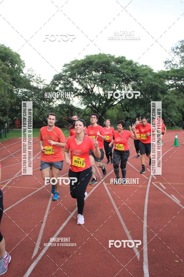 Buy your photos of the eventSantander Track & Field Run Series - Shopping Tambor on Fotop