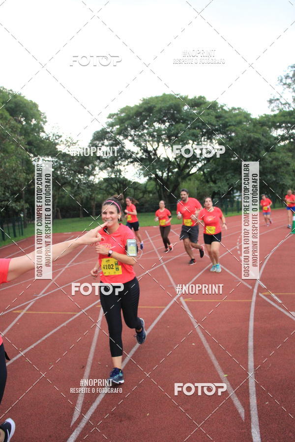 Buy your photos of the eventSantander Track & Field Run Series - Shopping Tambor on Fotop