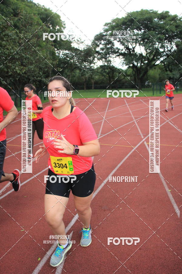 Buy your photos of the eventSantander Track & Field Run Series - Shopping Tambor on Fotop