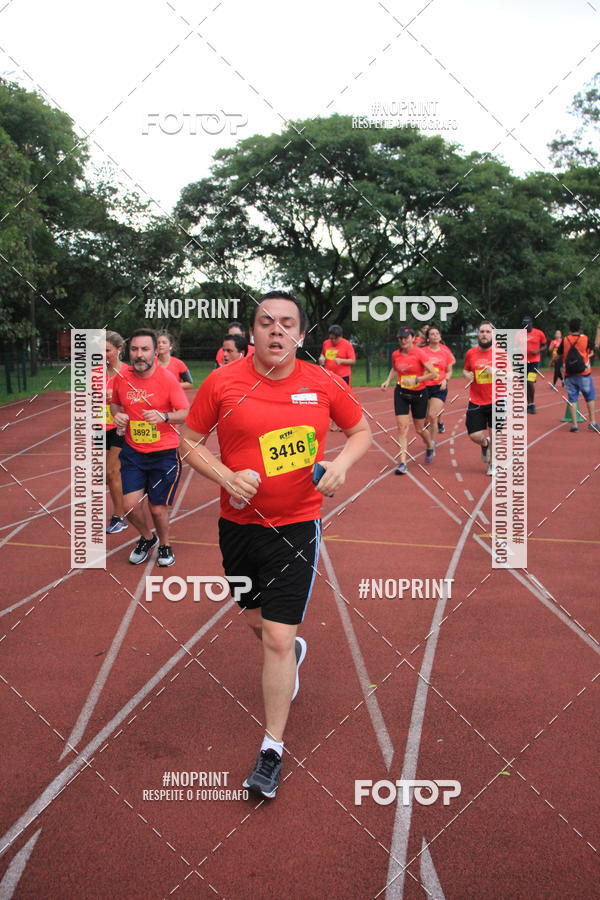 Buy your photos of the eventSantander Track & Field Run Series - Shopping Tambor on Fotop