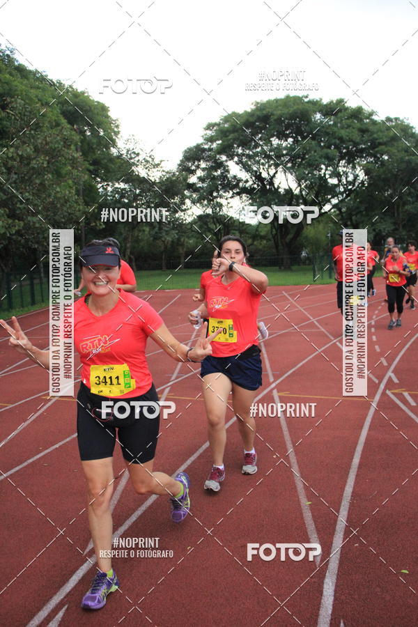 Buy your photos of the eventSantander Track & Field Run Series - Shopping Tambor on Fotop