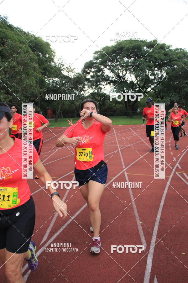 Buy your photos of the eventSantander Track & Field Run Series - Shopping Tambor on Fotop