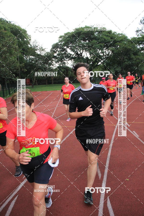 Buy your photos of the eventSantander Track & Field Run Series - Shopping Tambor on Fotop