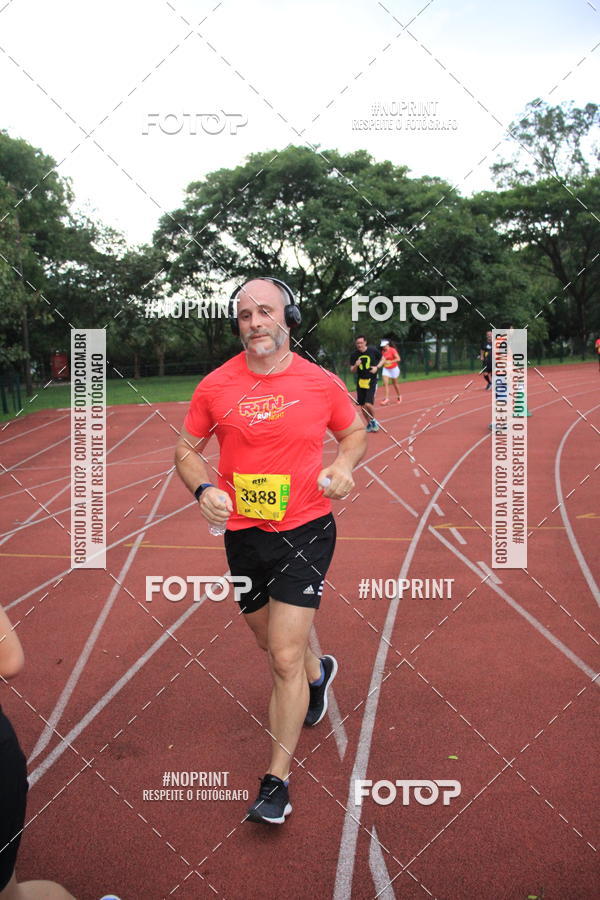 Buy your photos of the eventSantander Track & Field Run Series - Shopping Tambor on Fotop