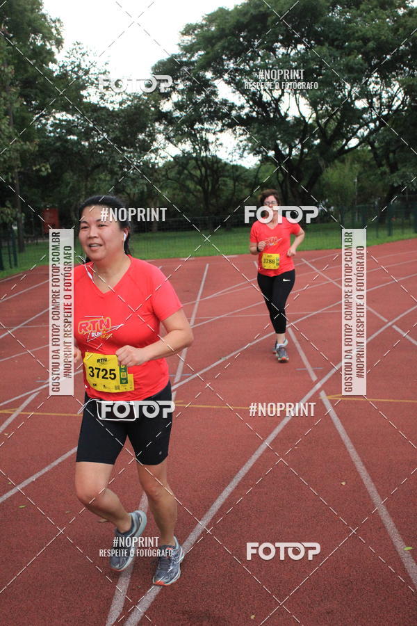Buy your photos of the eventSantander Track & Field Run Series - Shopping Tambor on Fotop