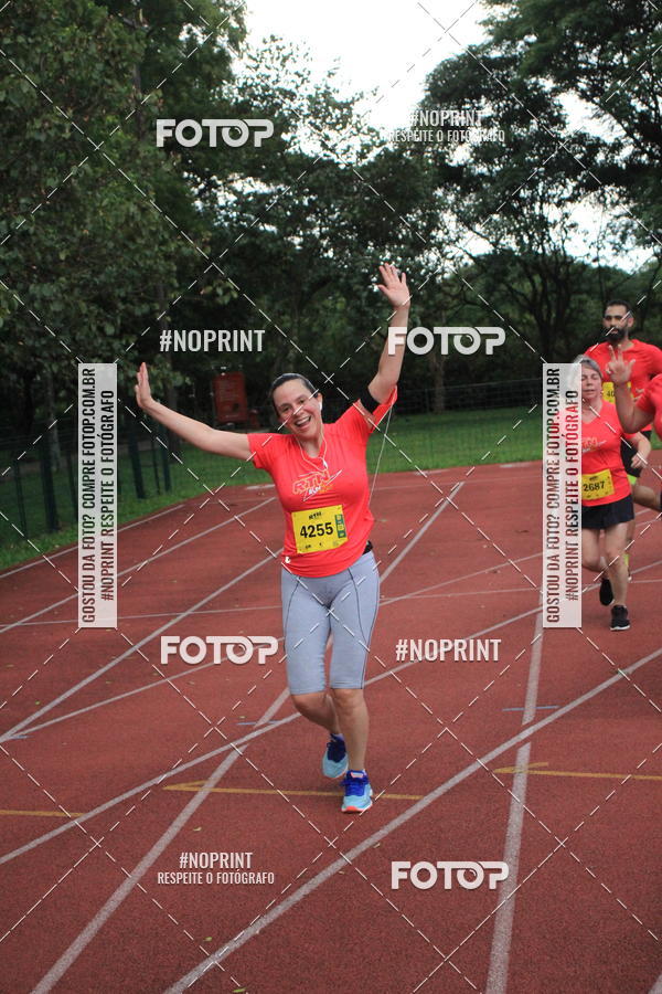 Buy your photos of the eventSantander Track & Field Run Series - Shopping Tambor on Fotop