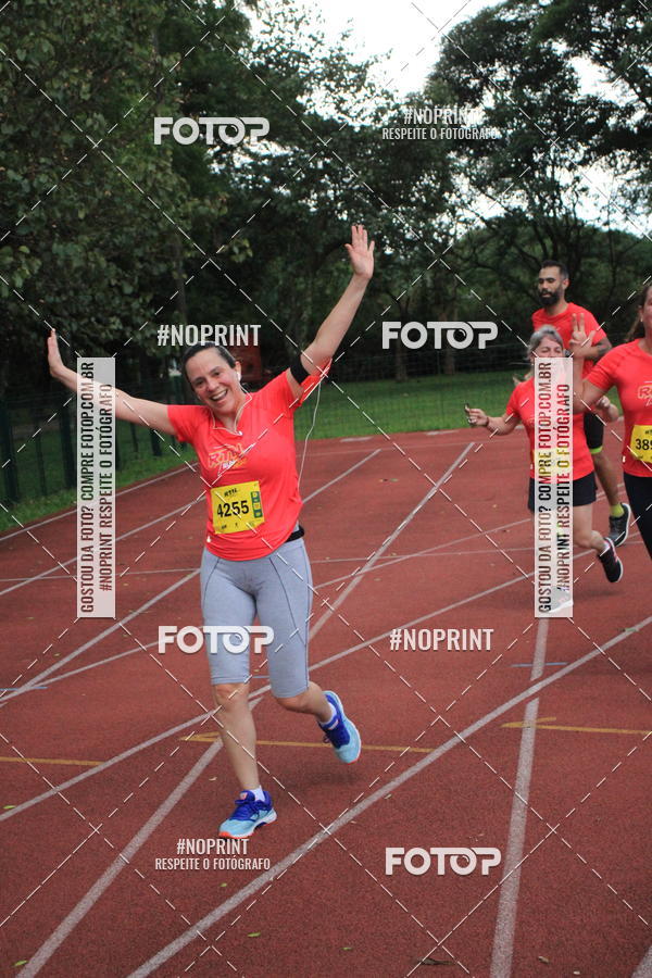 Buy your photos of the eventSantander Track & Field Run Series - Shopping Tambor on Fotop