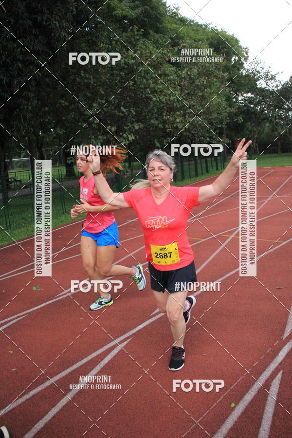Buy your photos of the eventSantander Track & Field Run Series - Shopping Tambor on Fotop