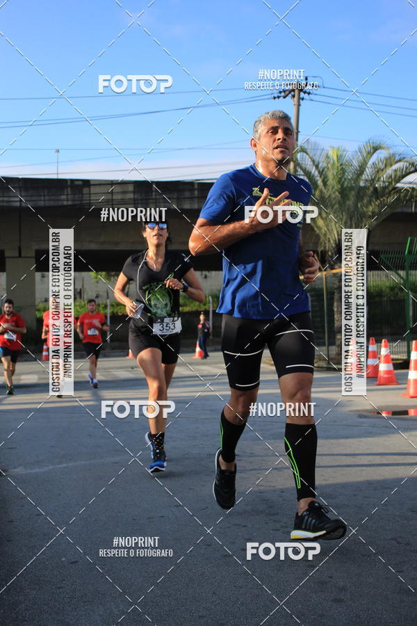 Buy your photos of the eventSantander Track & Field Run Series - Shopping Tambor on Fotop