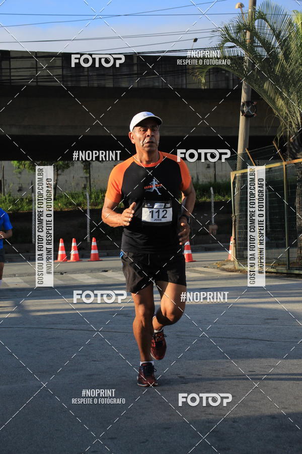 Buy your photos of the eventSantander Track & Field Run Series - Shopping Tambor on Fotop