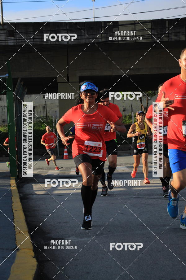 Buy your photos of the eventSantander Track & Field Run Series - Shopping Tambor on Fotop