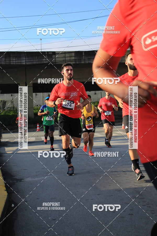 Buy your photos of the eventSantander Track & Field Run Series - Shopping Tambor on Fotop