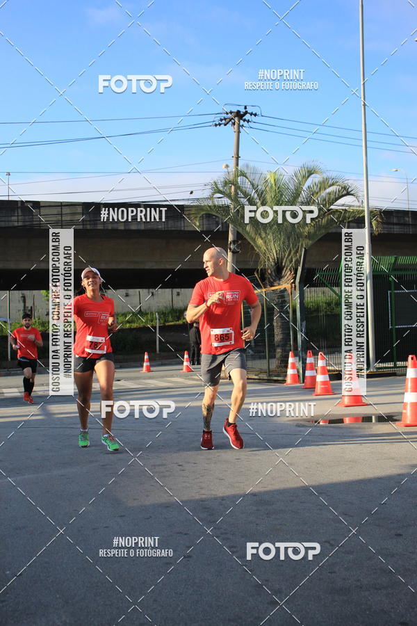 Buy your photos of the eventSantander Track & Field Run Series - Shopping Tambor on Fotop