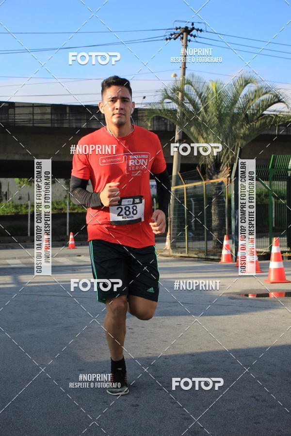 Buy your photos of the eventSantander Track & Field Run Series - Shopping Tambor on Fotop
